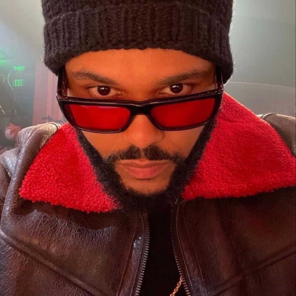 bweeknds ﾒ𝟶 | viu o abel 🖤