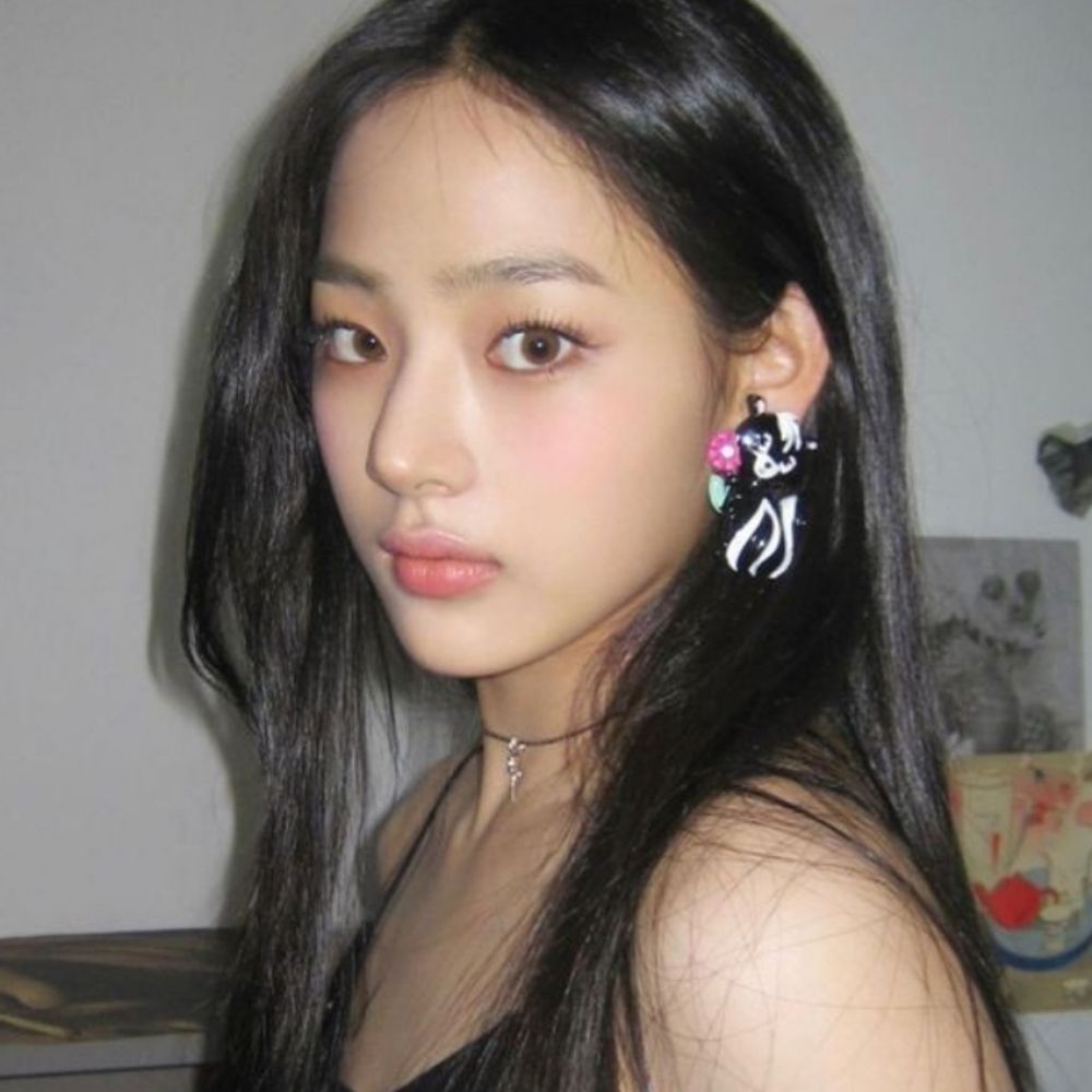 Jecline, Kim