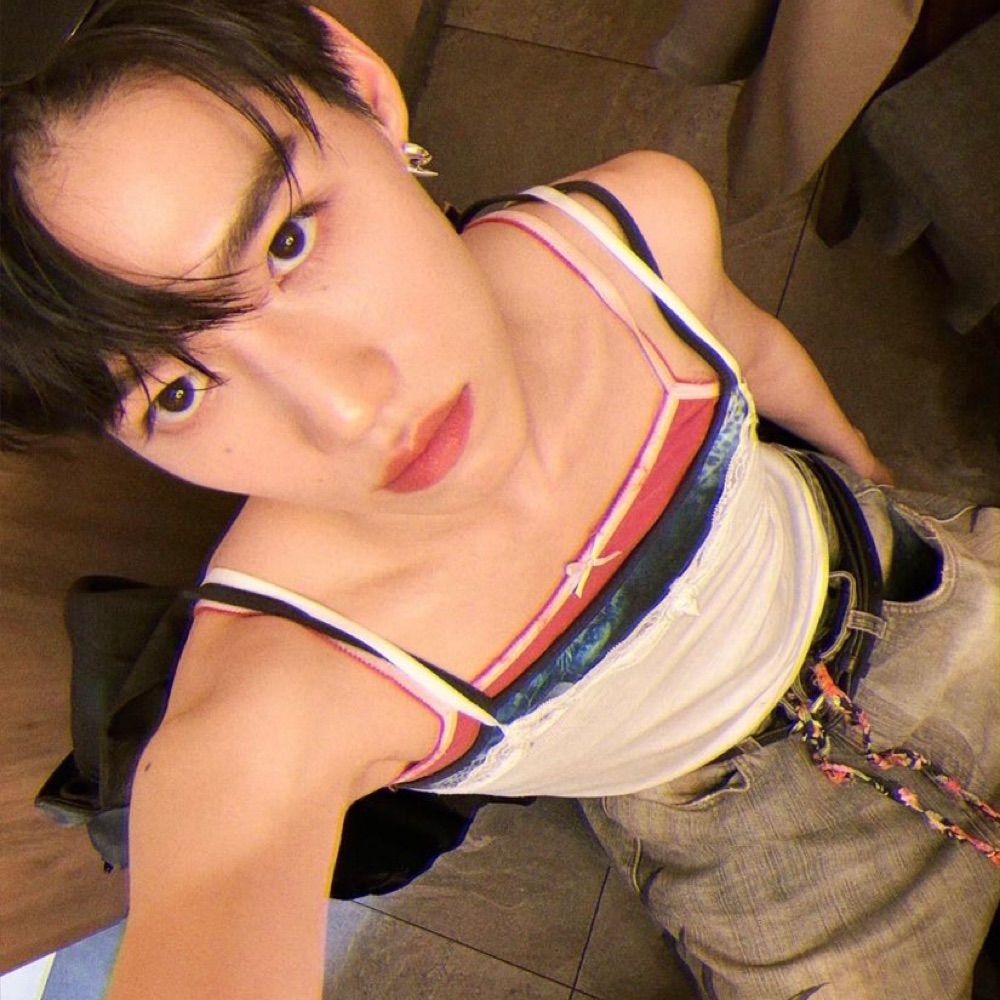 KM .☘︎ ݁˖