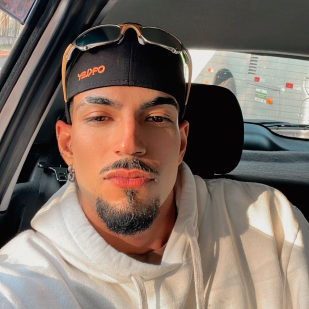 P 𝝠 T R I C K 🦅