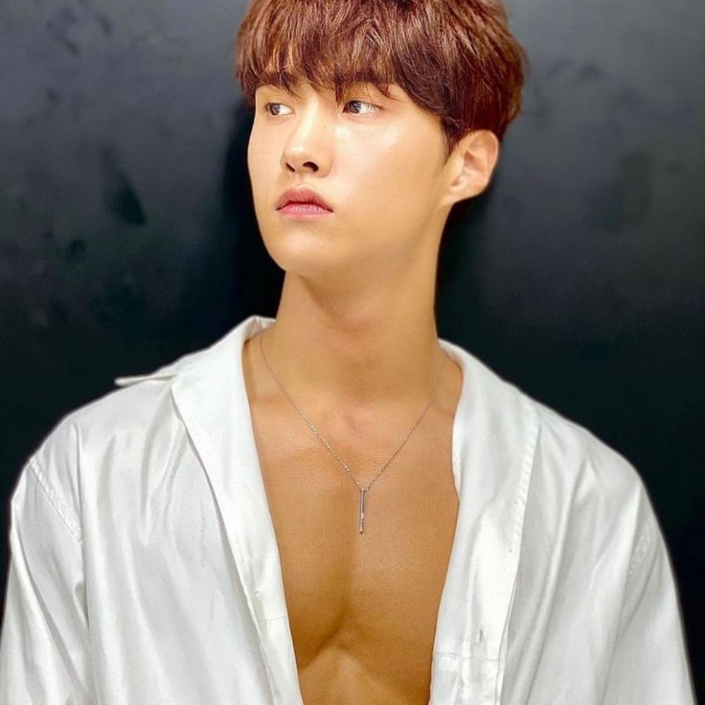 $h¡nwon's ₩hore