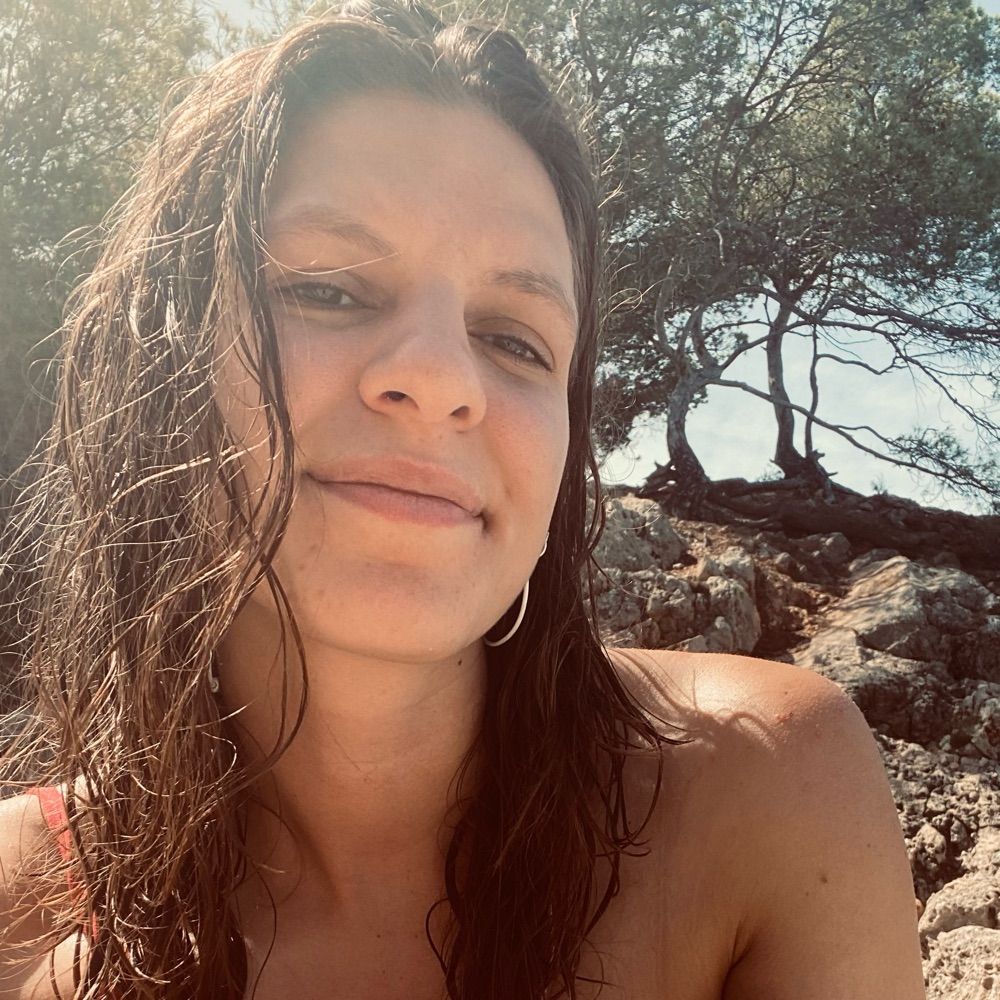 Clara Bonnín | vive la vida🔻