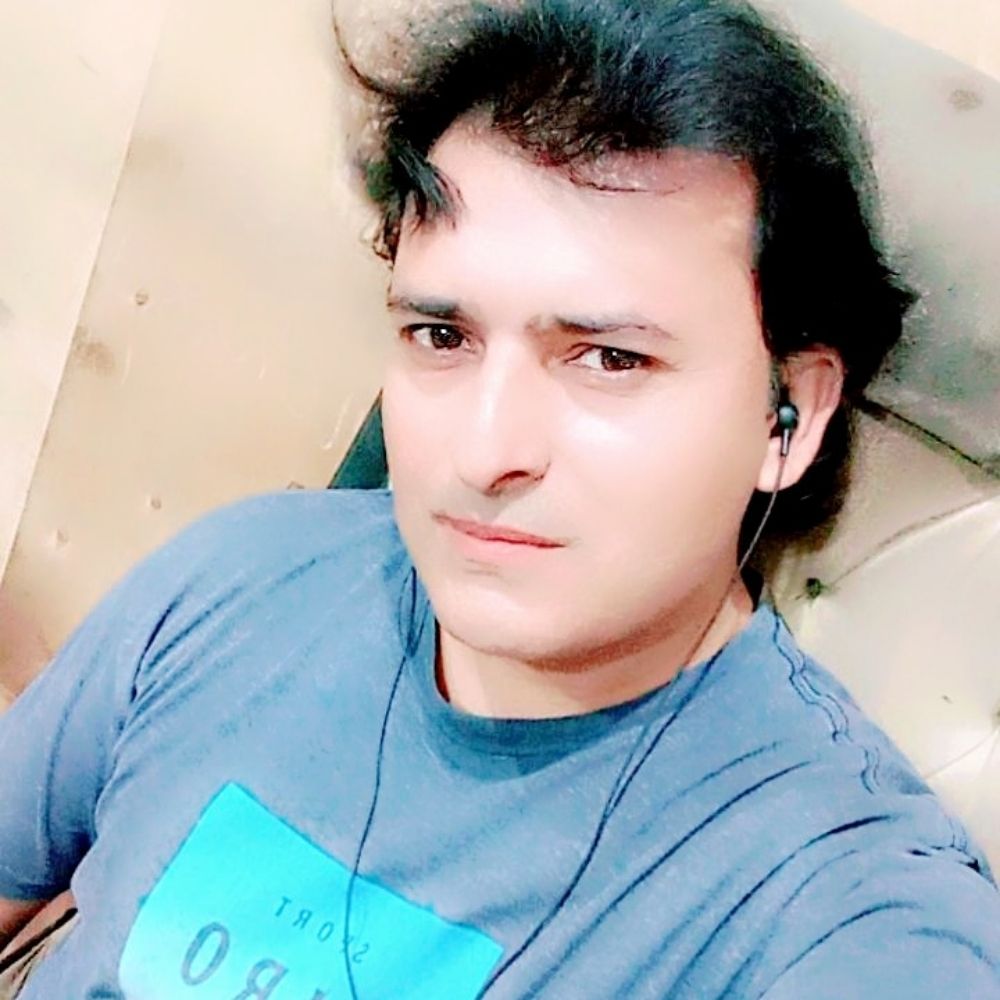 Sarfraz Khan