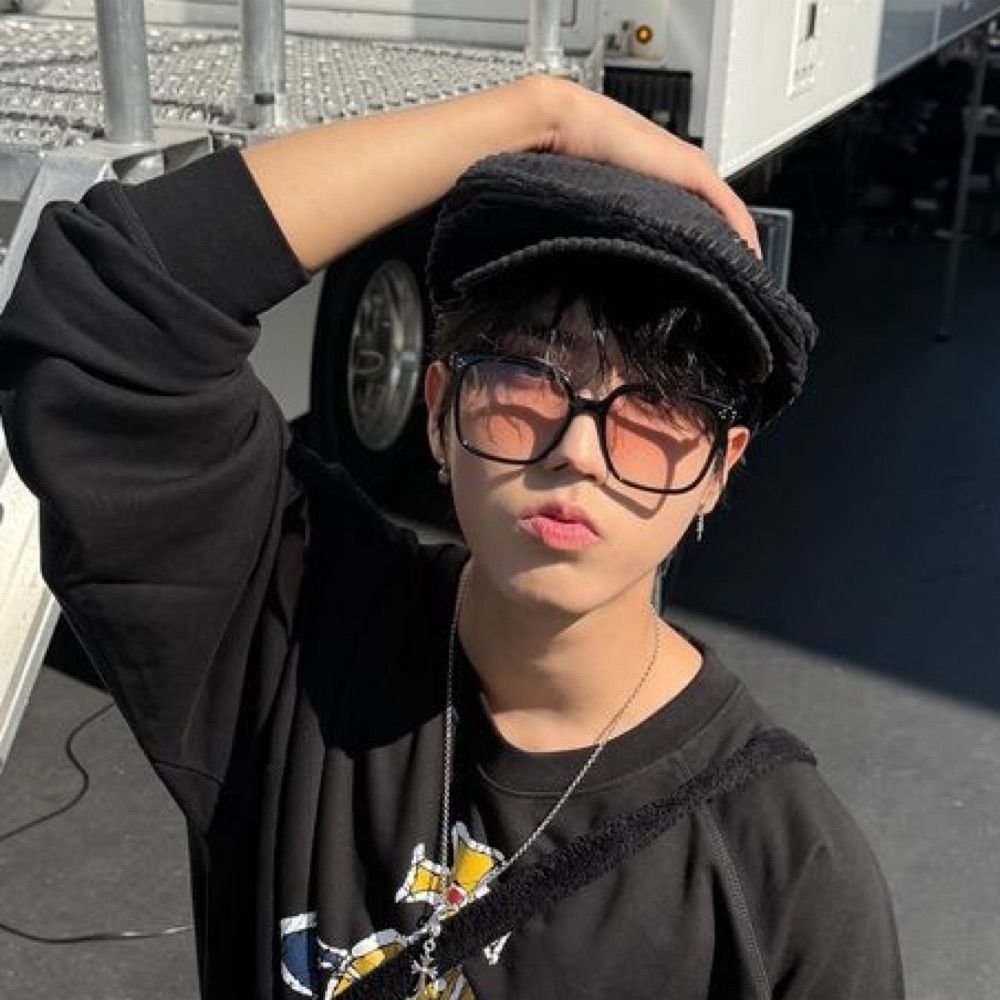 nelle 𝜗𝜚 aus