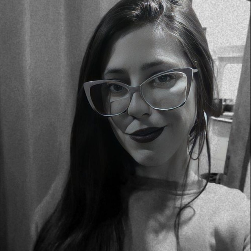 Shay ✨