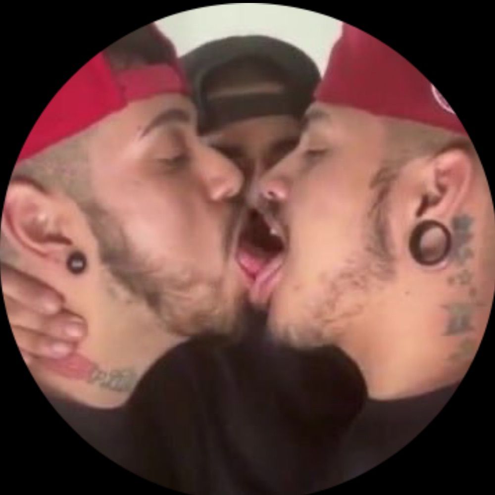 Gaycoupleamateur