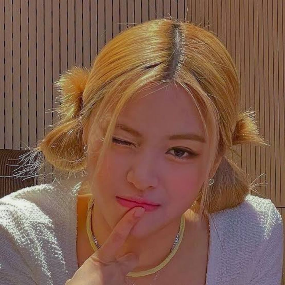 Riq :) • 𝗚𝗢𝗟𝗗 𝟏𝟓/𝟏𝟎