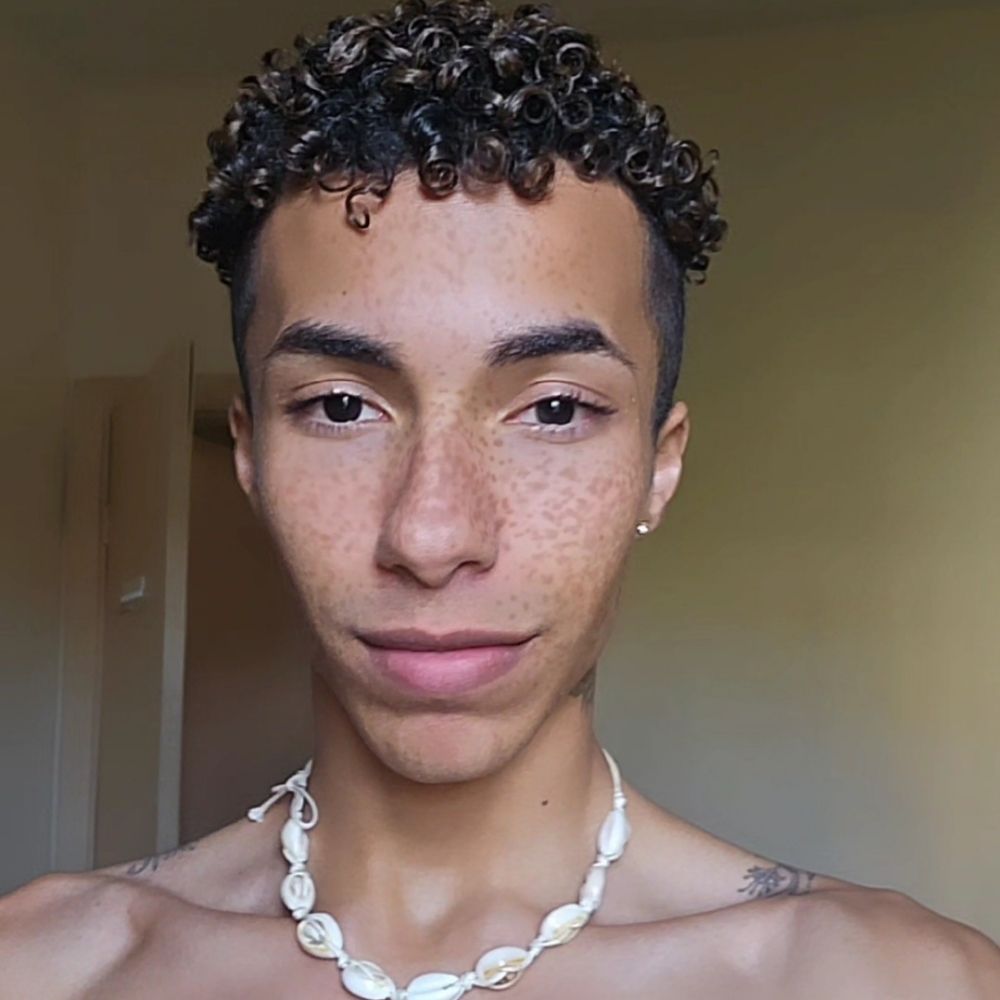 VicGabs