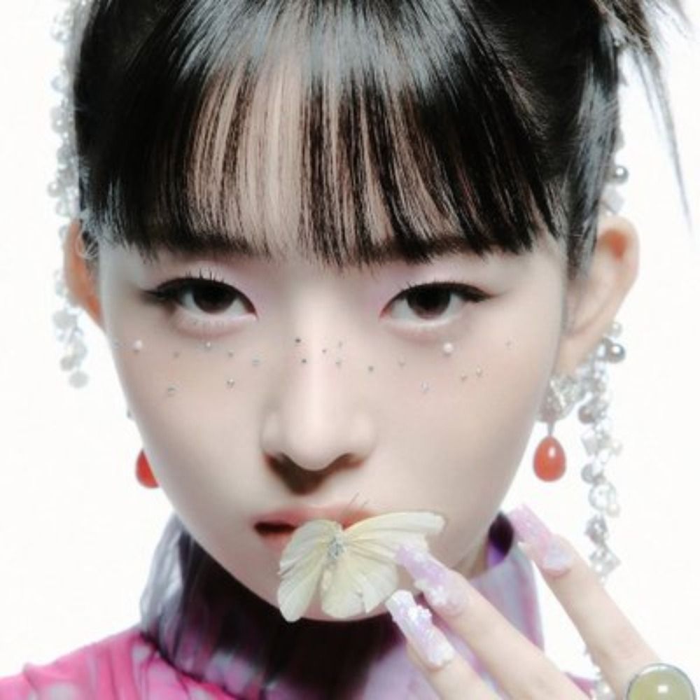 魔法少女、𝐭𝐨𝐦𝐢𝐞.