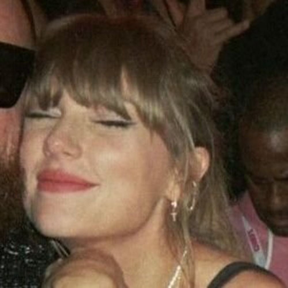 mari namorada do louis