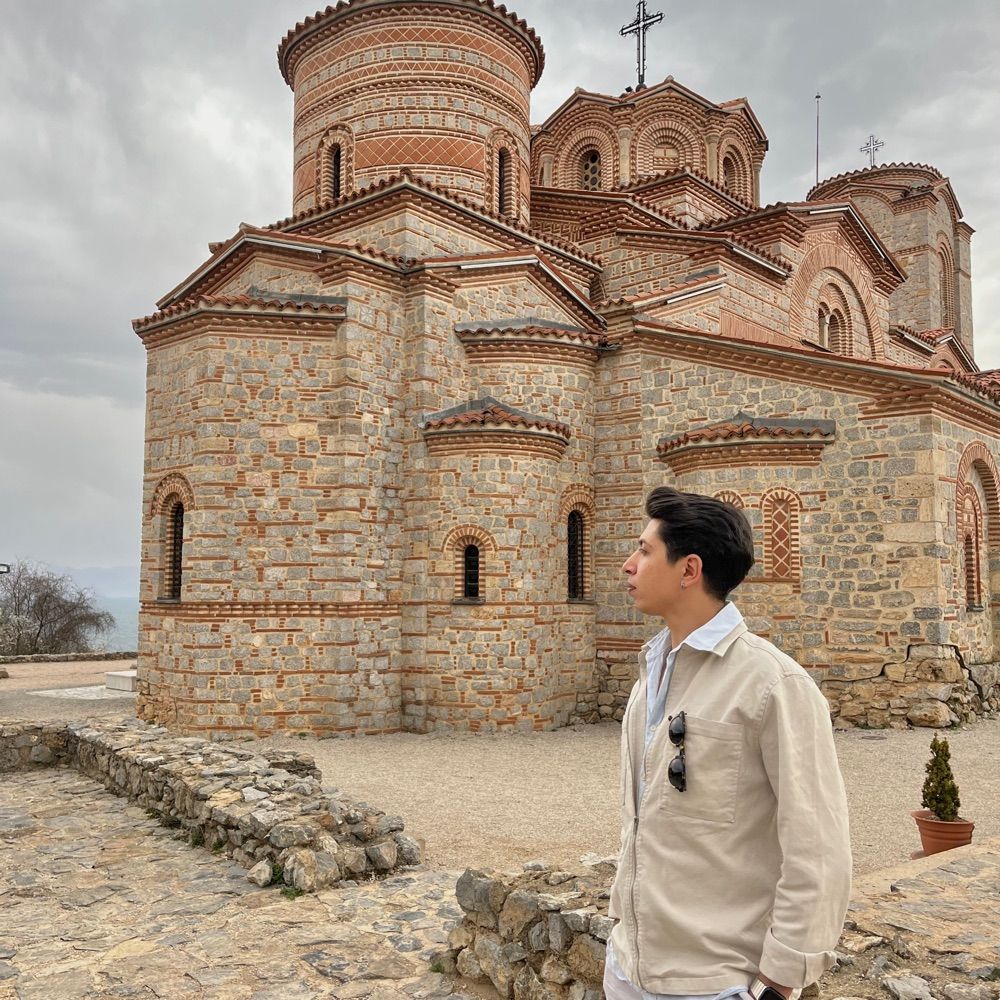 Emre AKBAŞ