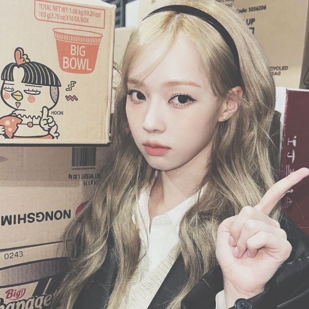 lysie  ⋆.˚★