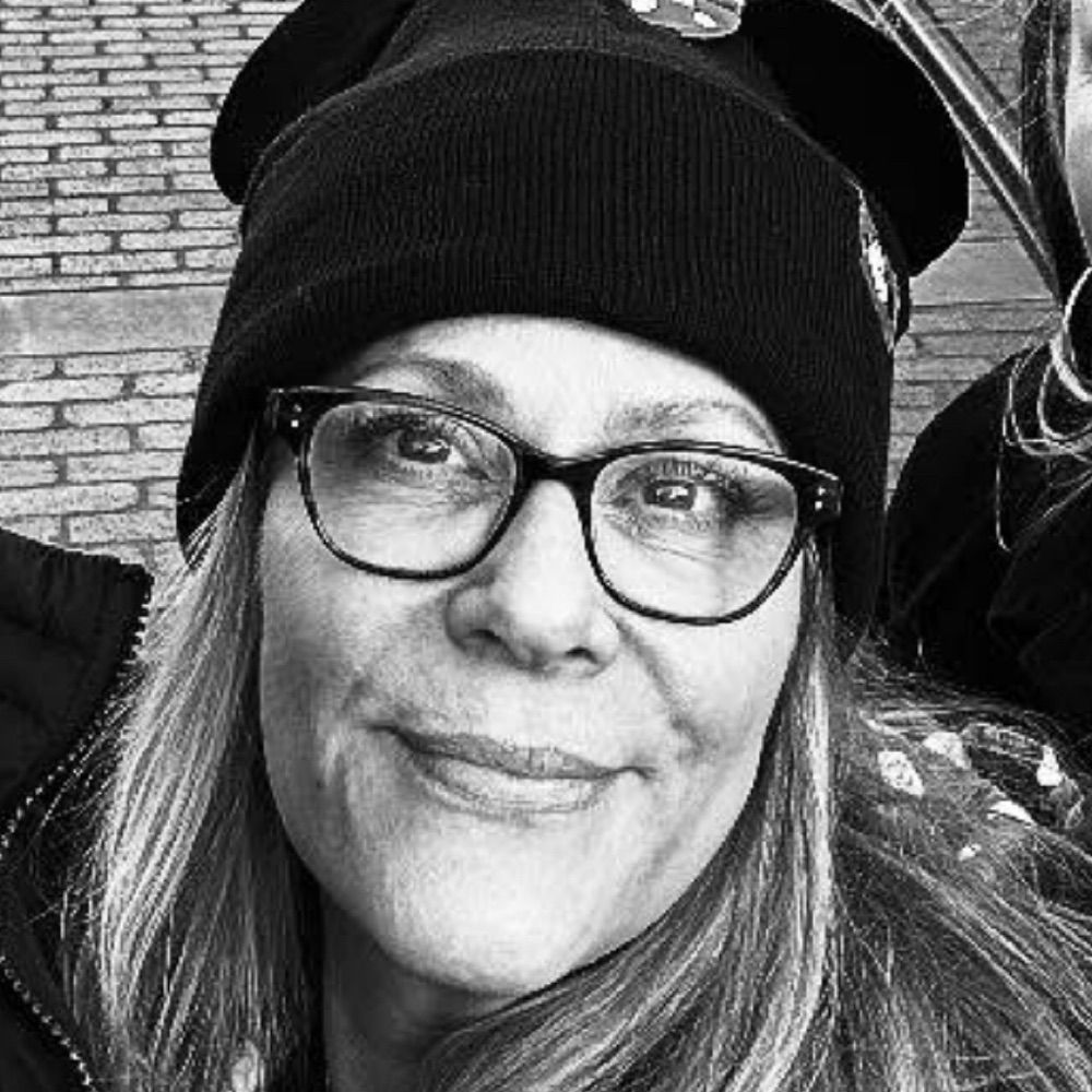 Carolyn Cole-Schweizer