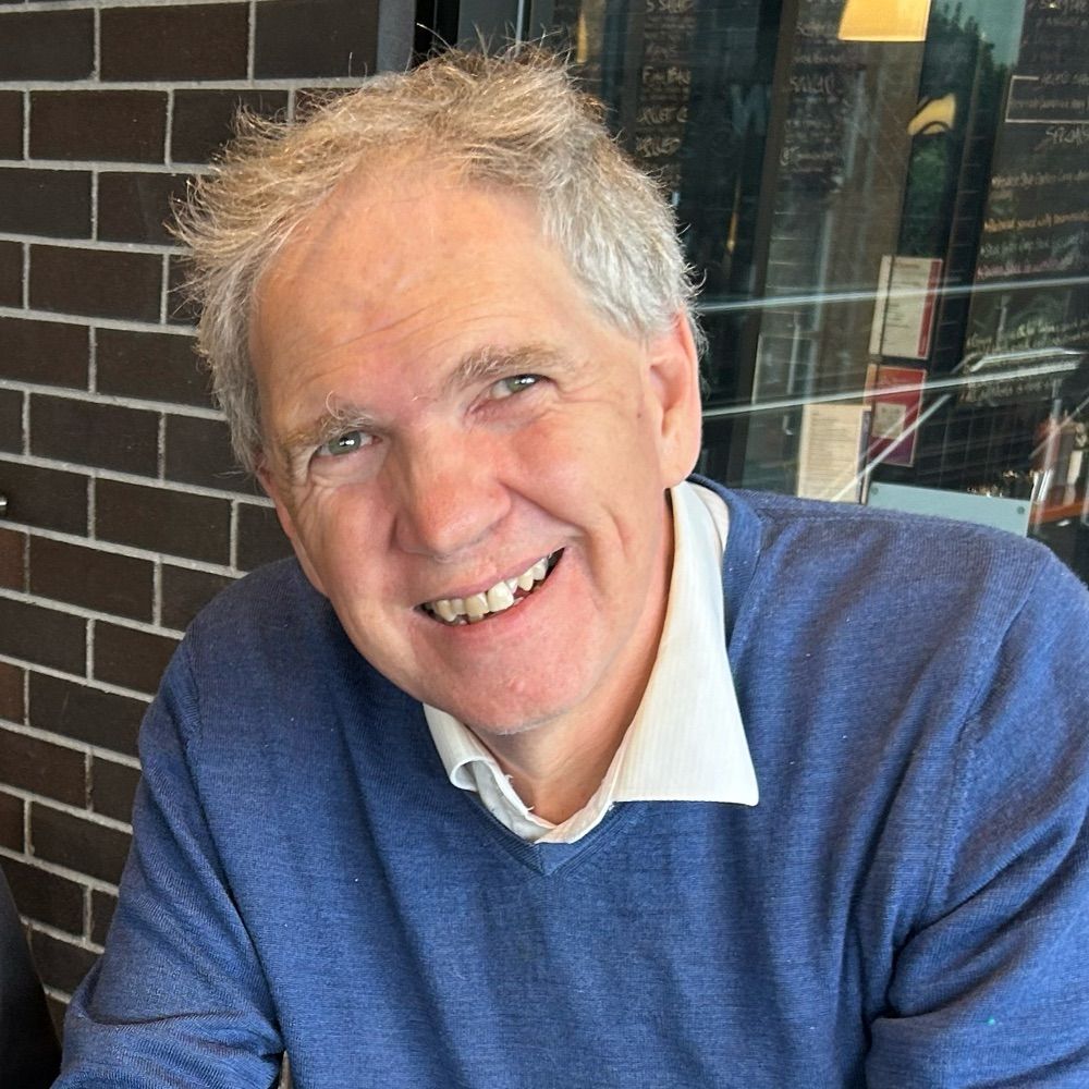 Dominic Steele