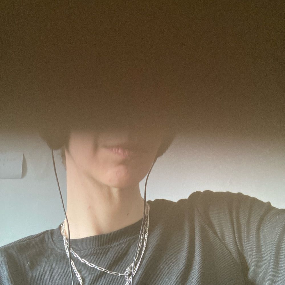 ~