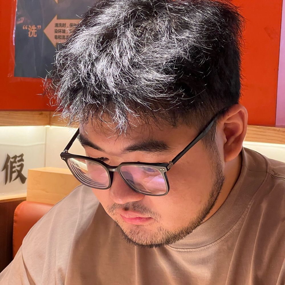 爱吃蘑菇的熊