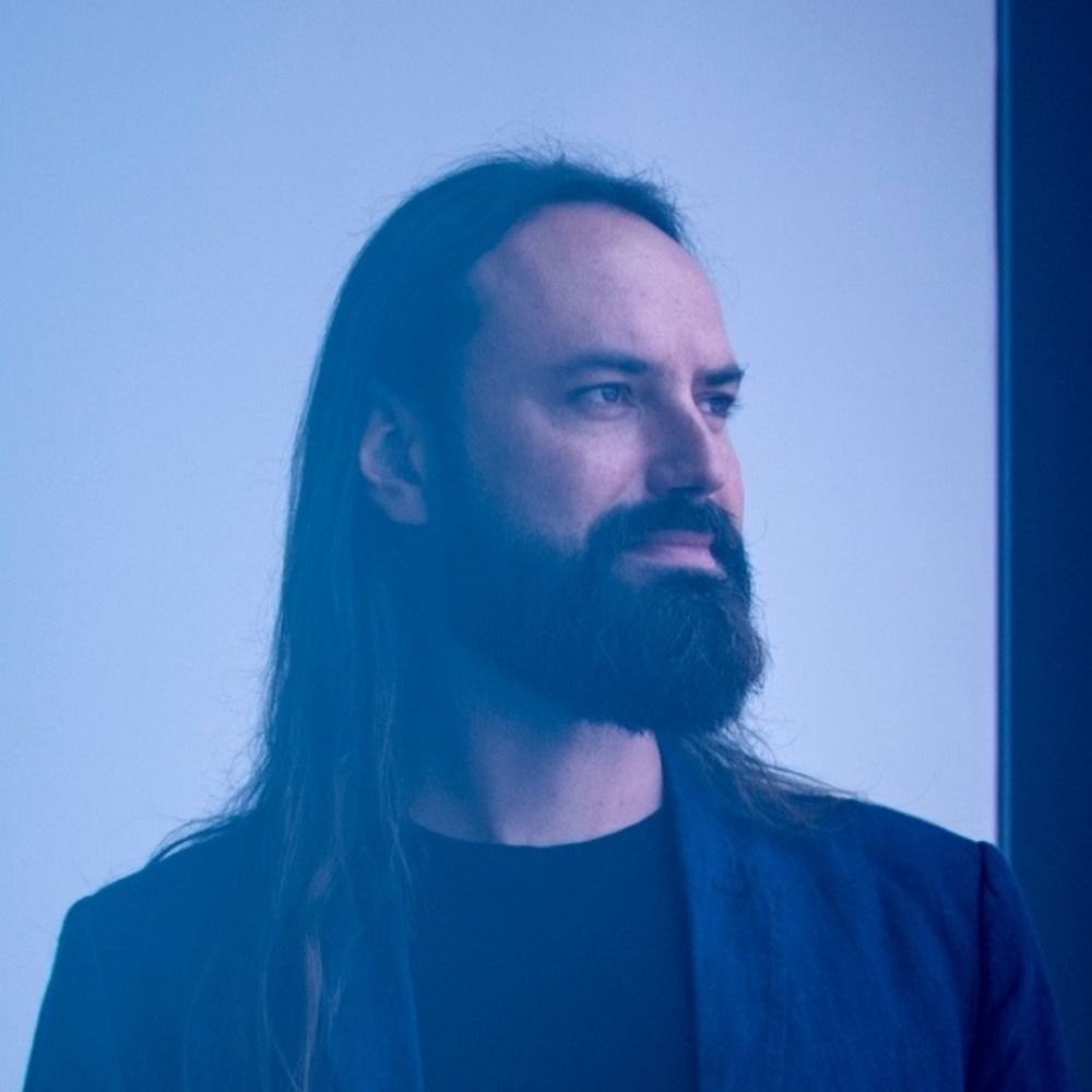 Piotr Sapiezynski