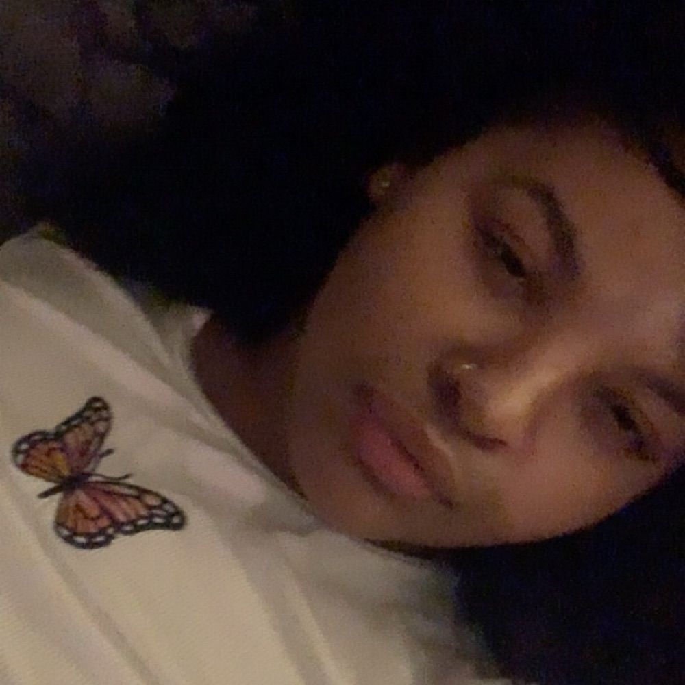 Ms.HoneyB🐝