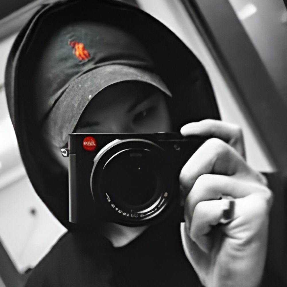 V!