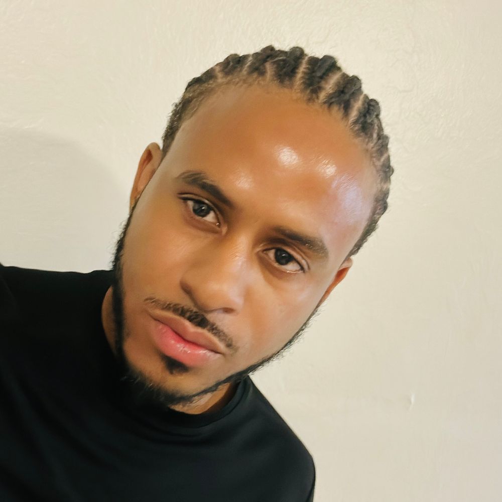 Rico, house father of WAWG & salt shaker CEO 🧂🤸🏾‍♂️✨