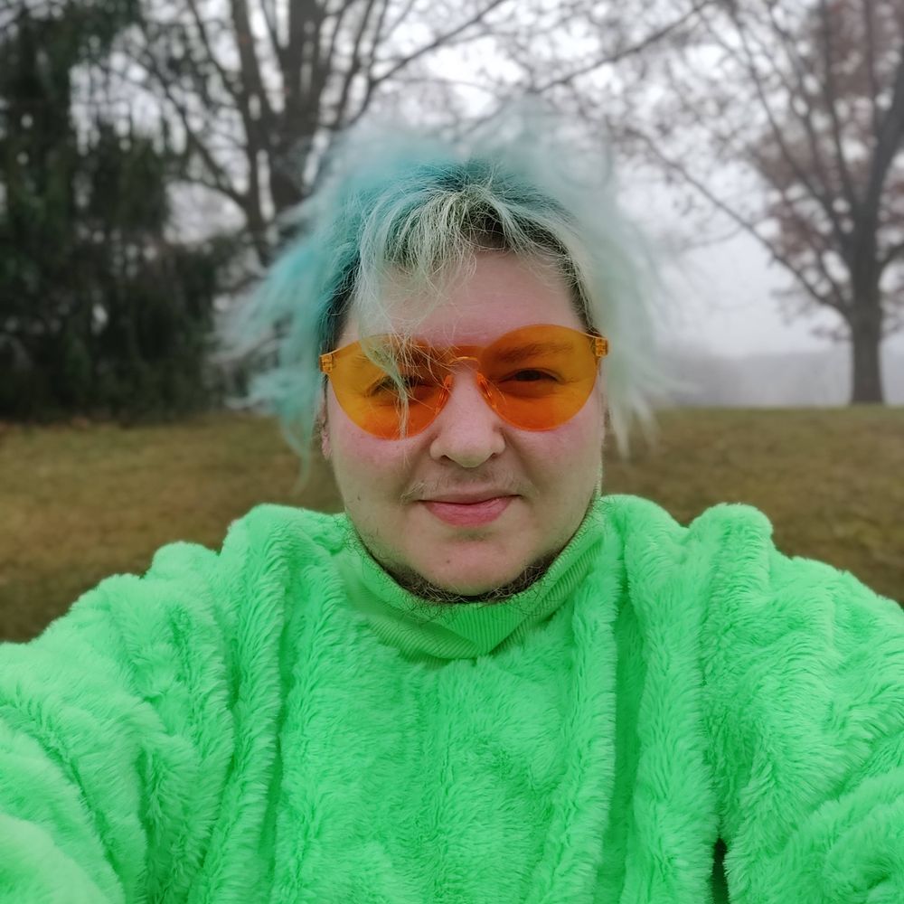 becky (they/he)
