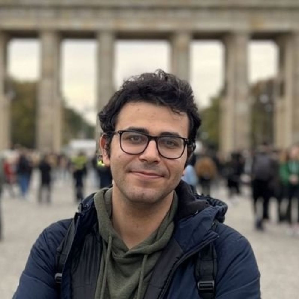 Sadegh Akhondzadeh