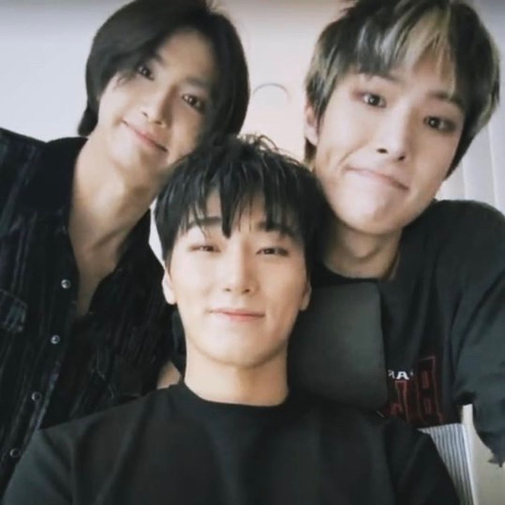 💎🧊 ateez 🧊💎