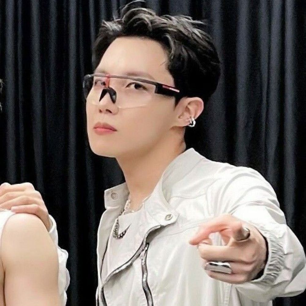 jay⁷ ౨ৎ | D-7