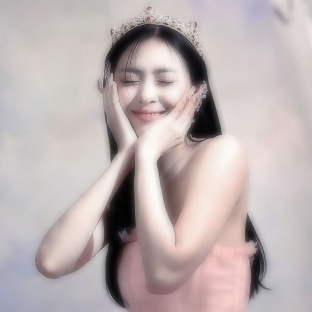 ⁎ .｡❀