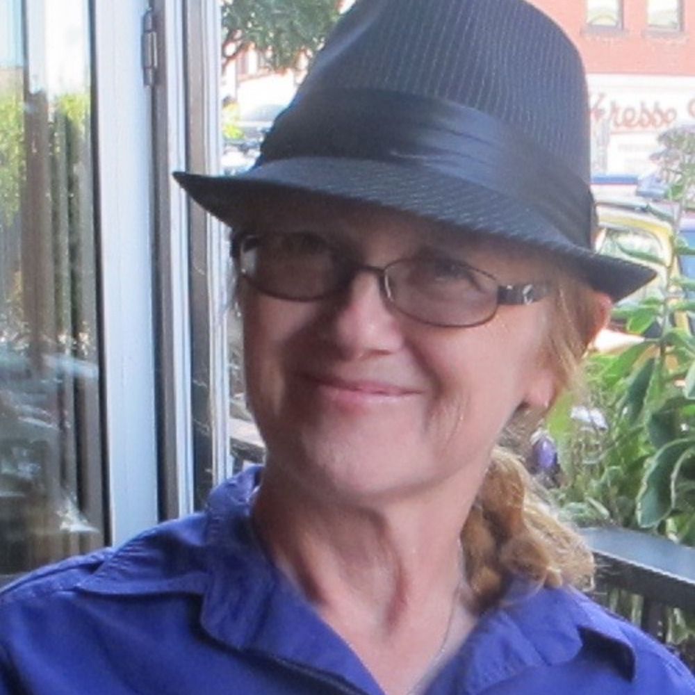Joyce Reynolds-Ward's avatar
