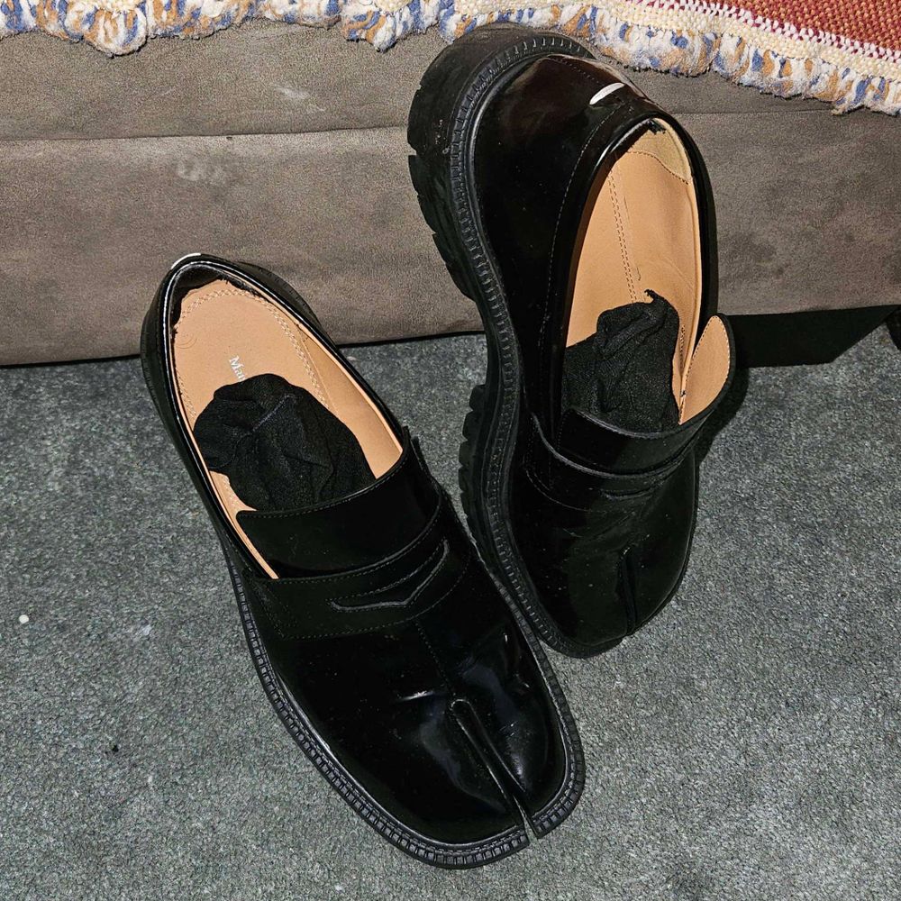 tabi loafers