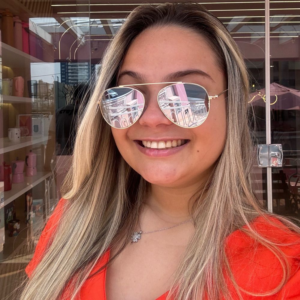 Maria Eduarda Paes 