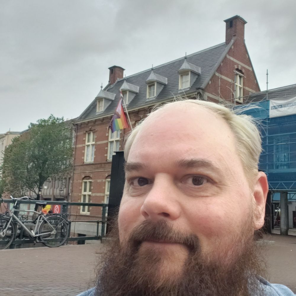 Traveling Artist
