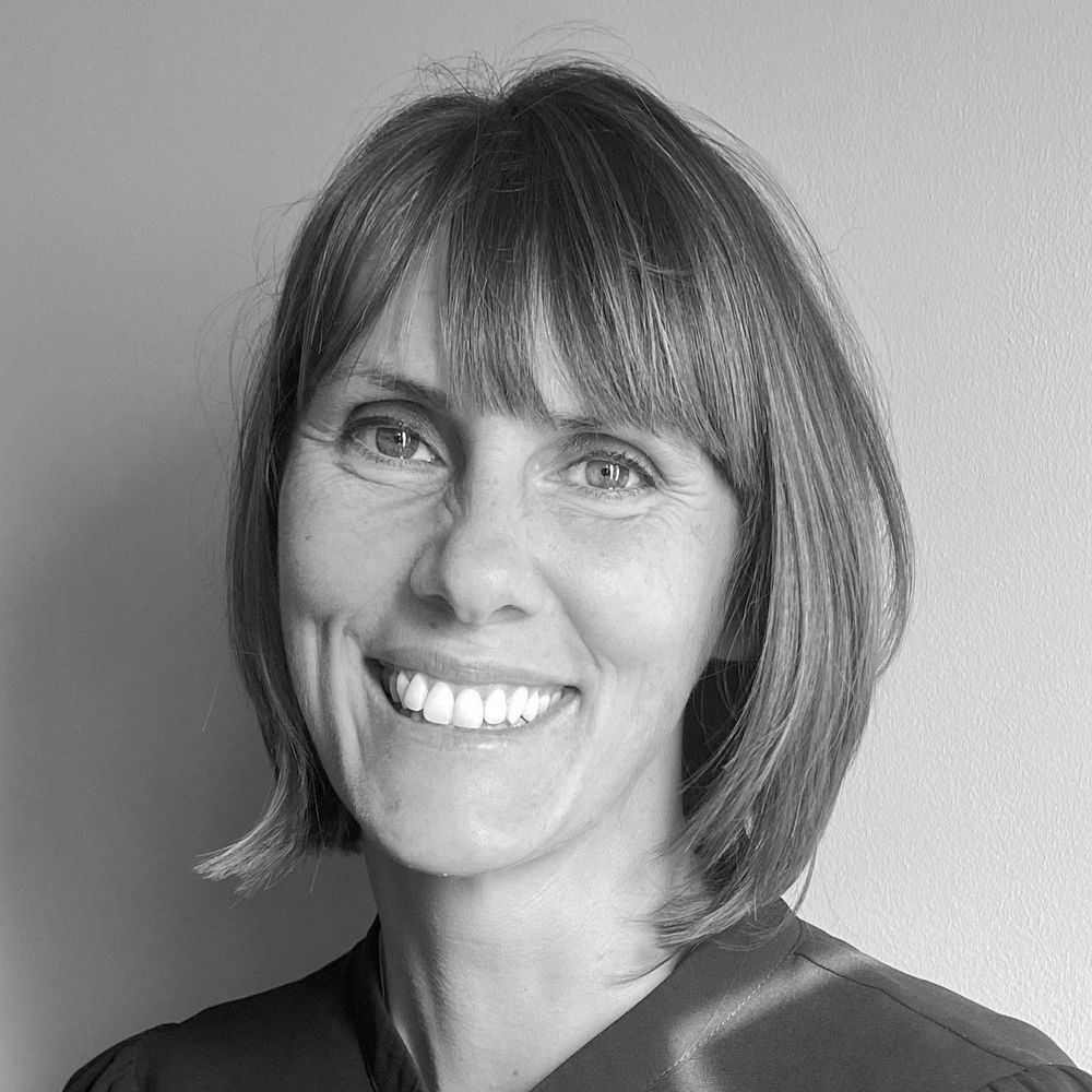 Suzy Levy 