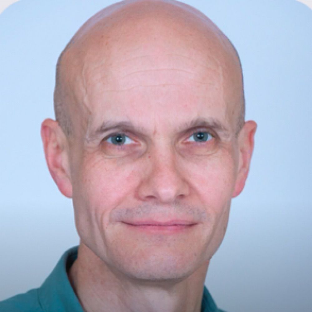 Dr David Oliver