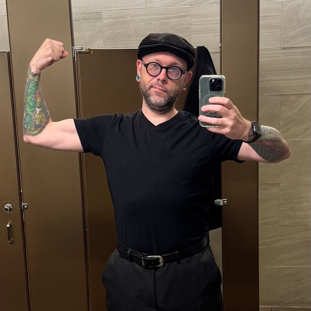 Gav- Dating Everything (he/him)