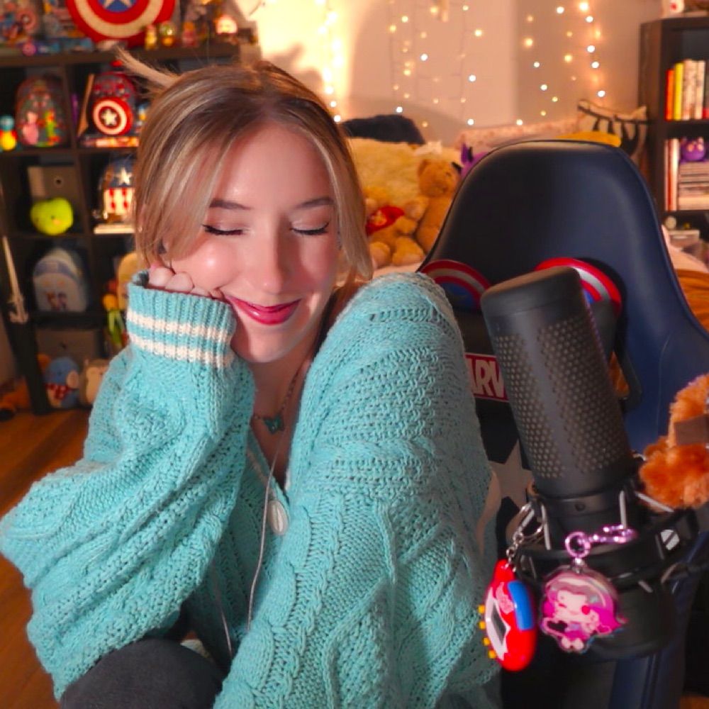 SimplyHeidi | twitch streamer