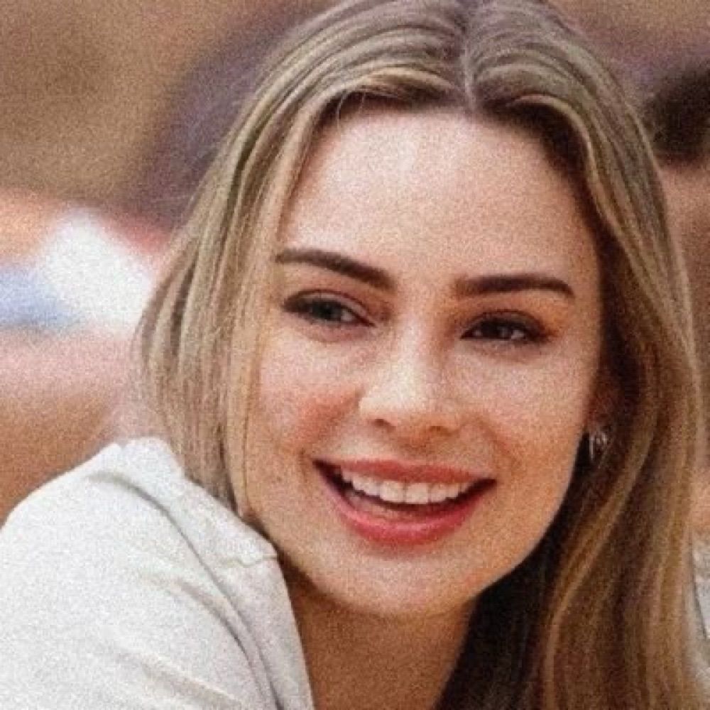 Lilly.🧚🏻
