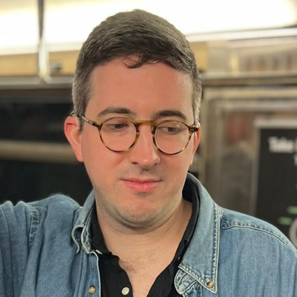 Patrick deHahn