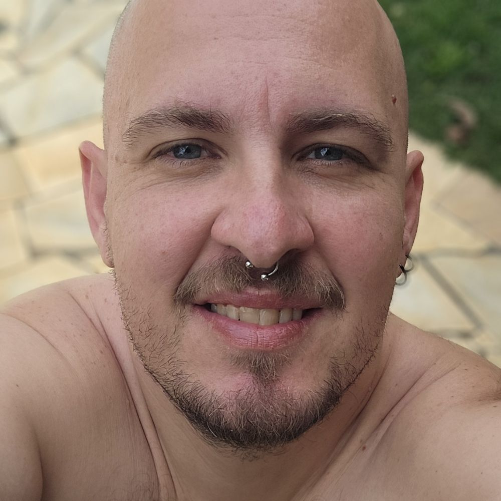 Carlos R Neto