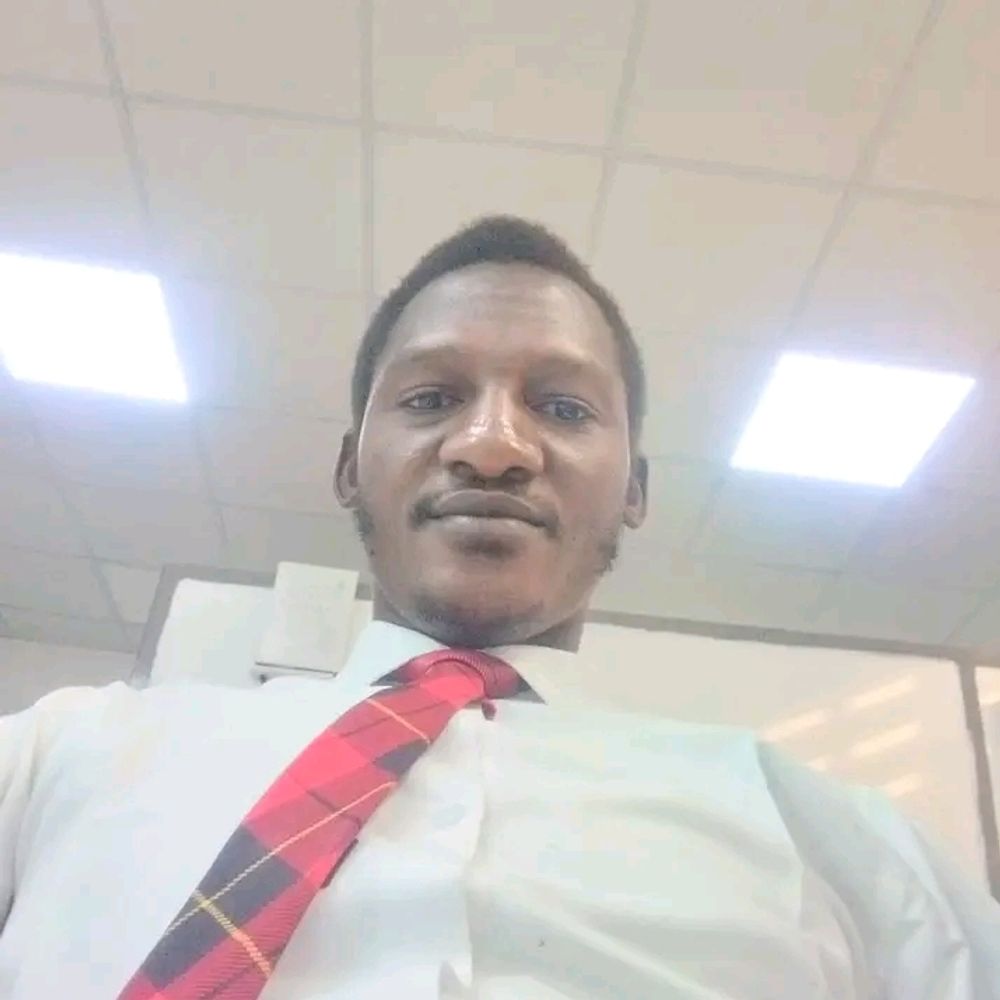 Paul J Madakiss