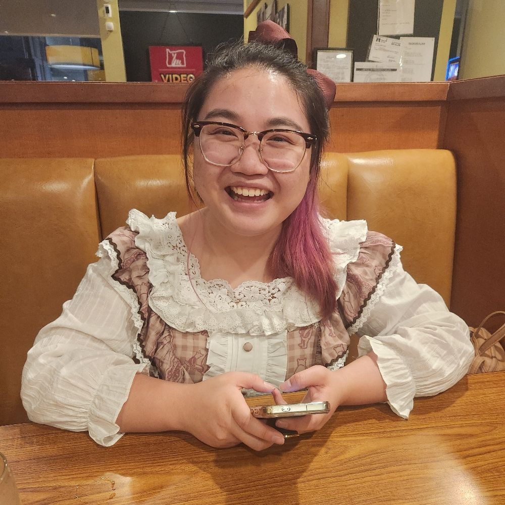 Megan/Mae/Hanh