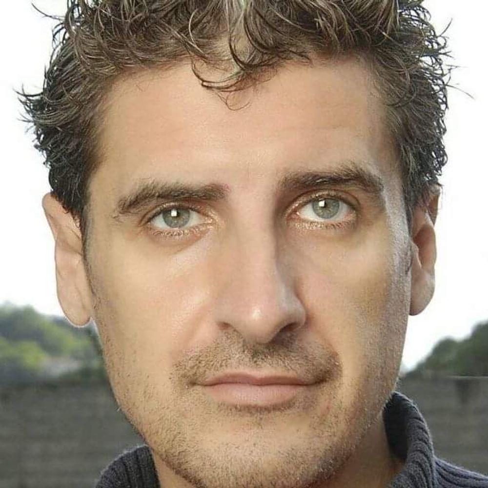 José Tello 