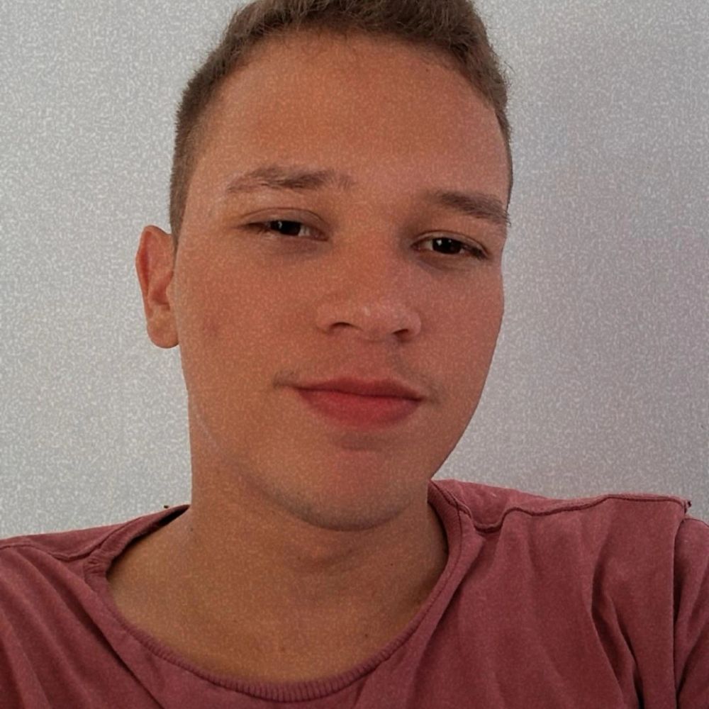César Alves