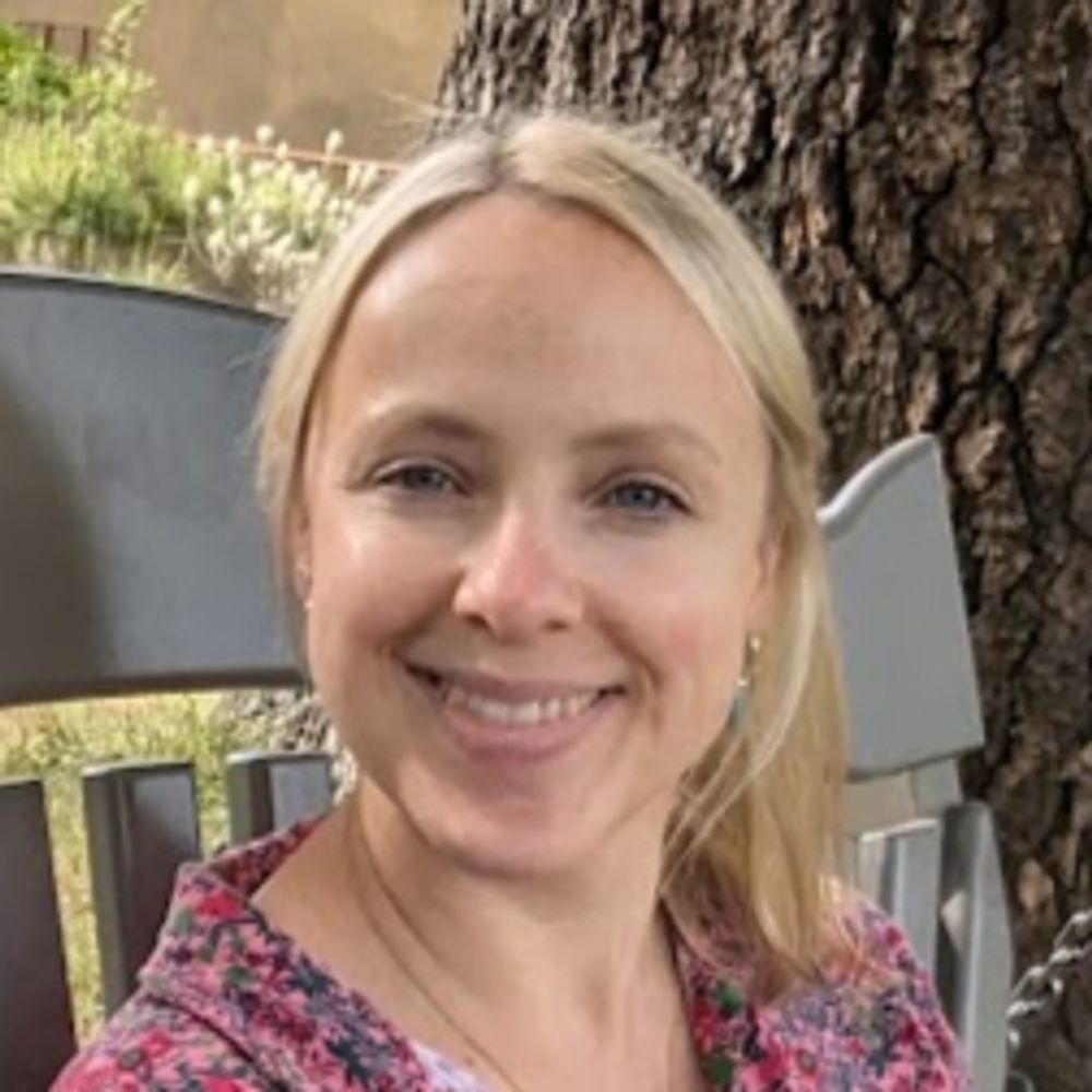 Joanna Davies