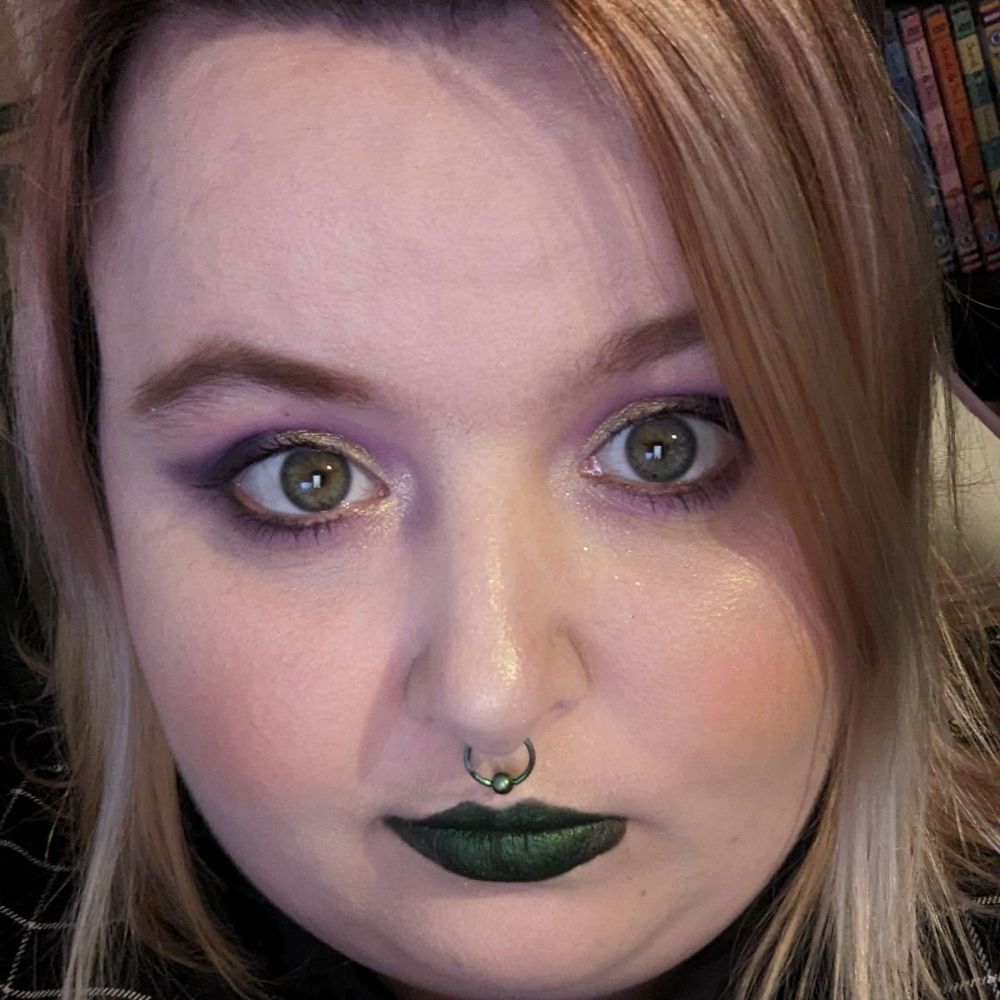 Lou 🕸️🦇