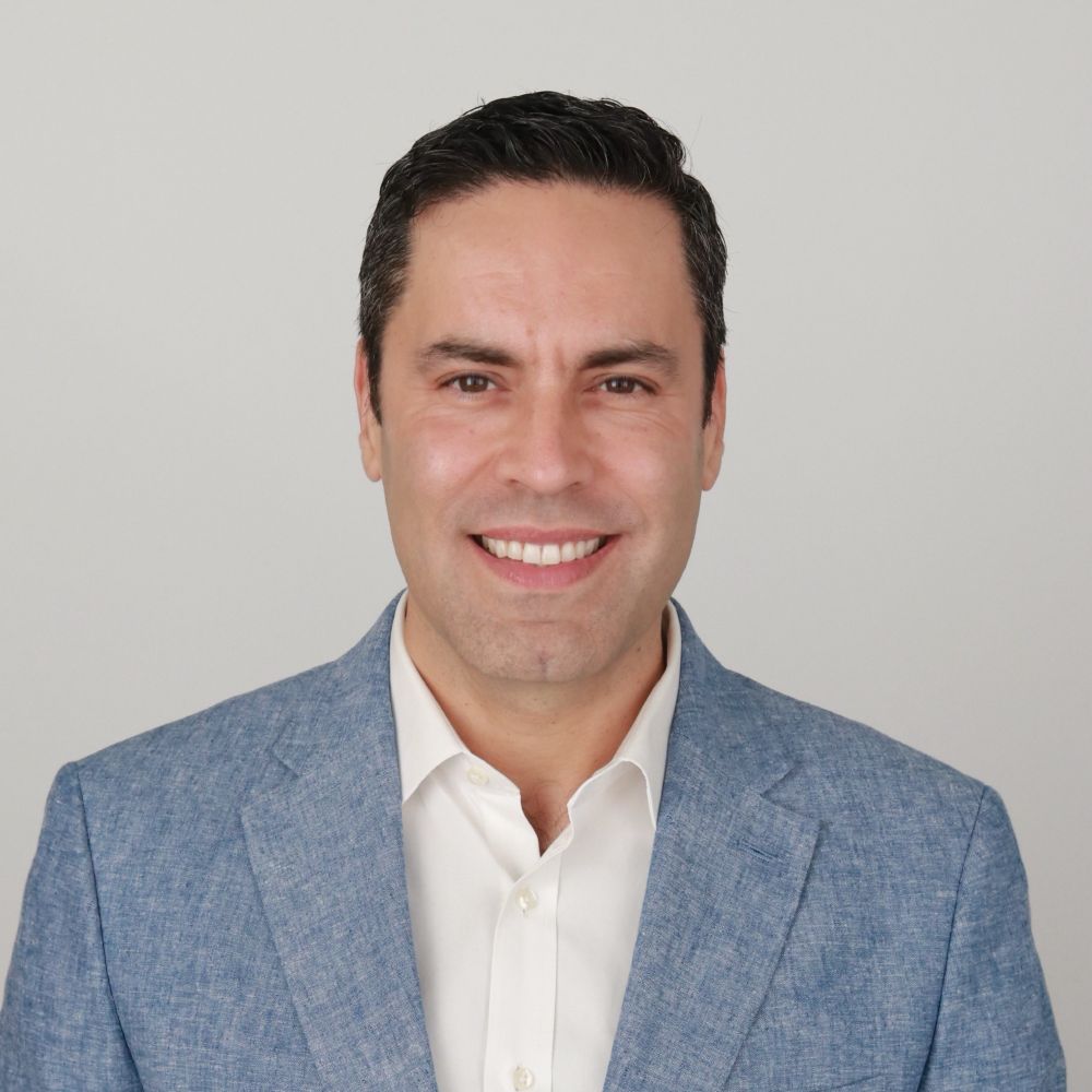 Gabe Canales