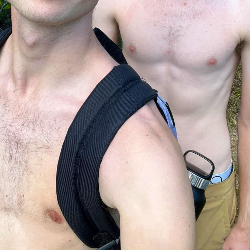 2GuysAKL