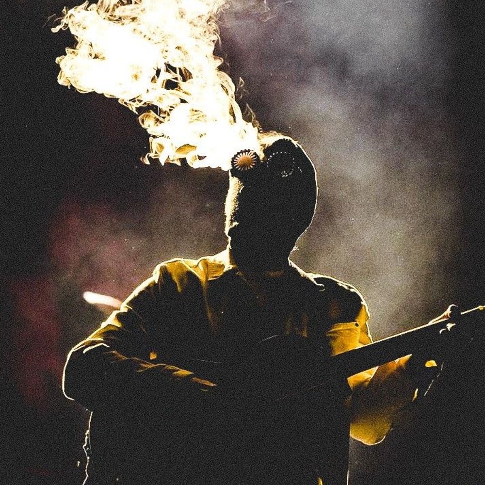 melløhi |-/