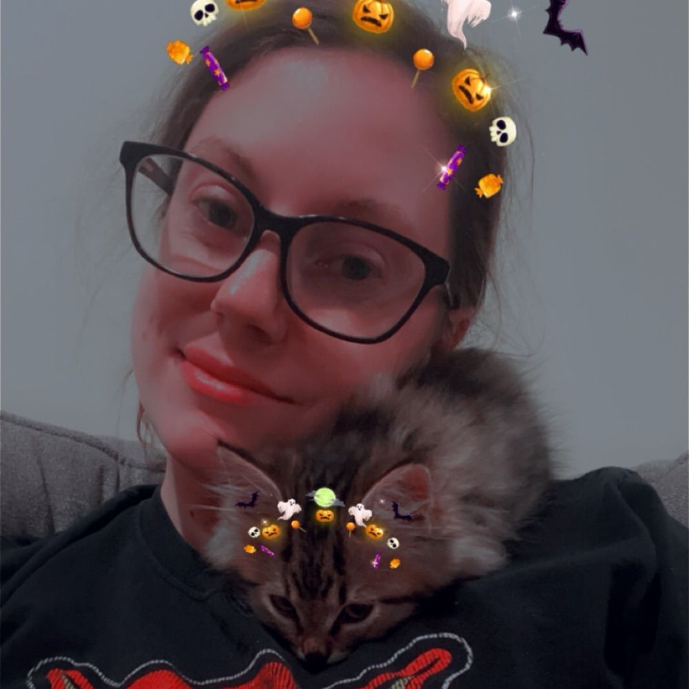Liz McKay (she/her)